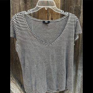 Paige Black And White Linen Striped V-Neck Tee- X-Small
